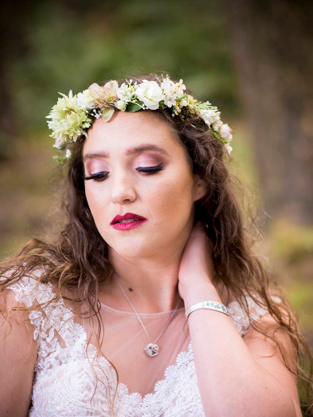 Wedding flower crown, natural looking, neutral tones full bridal flower crown