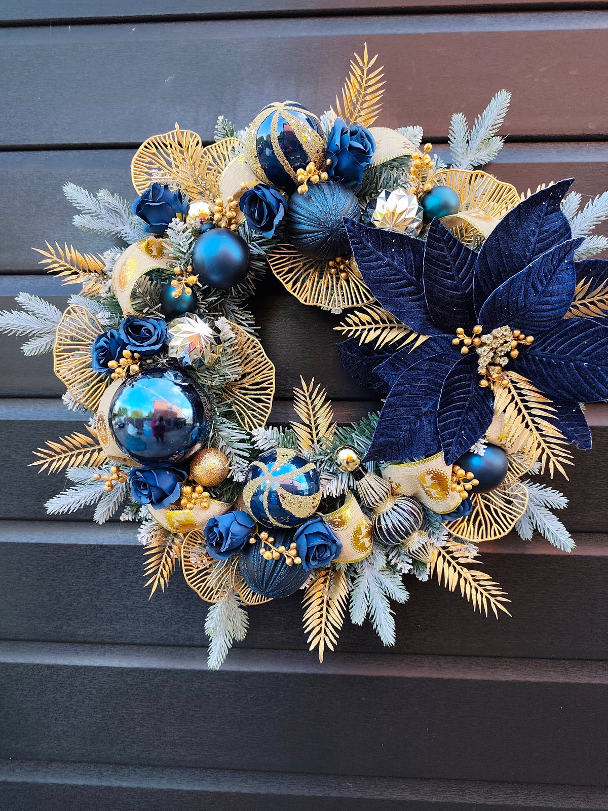 Regal Navy and Gold Christmas Wreath
