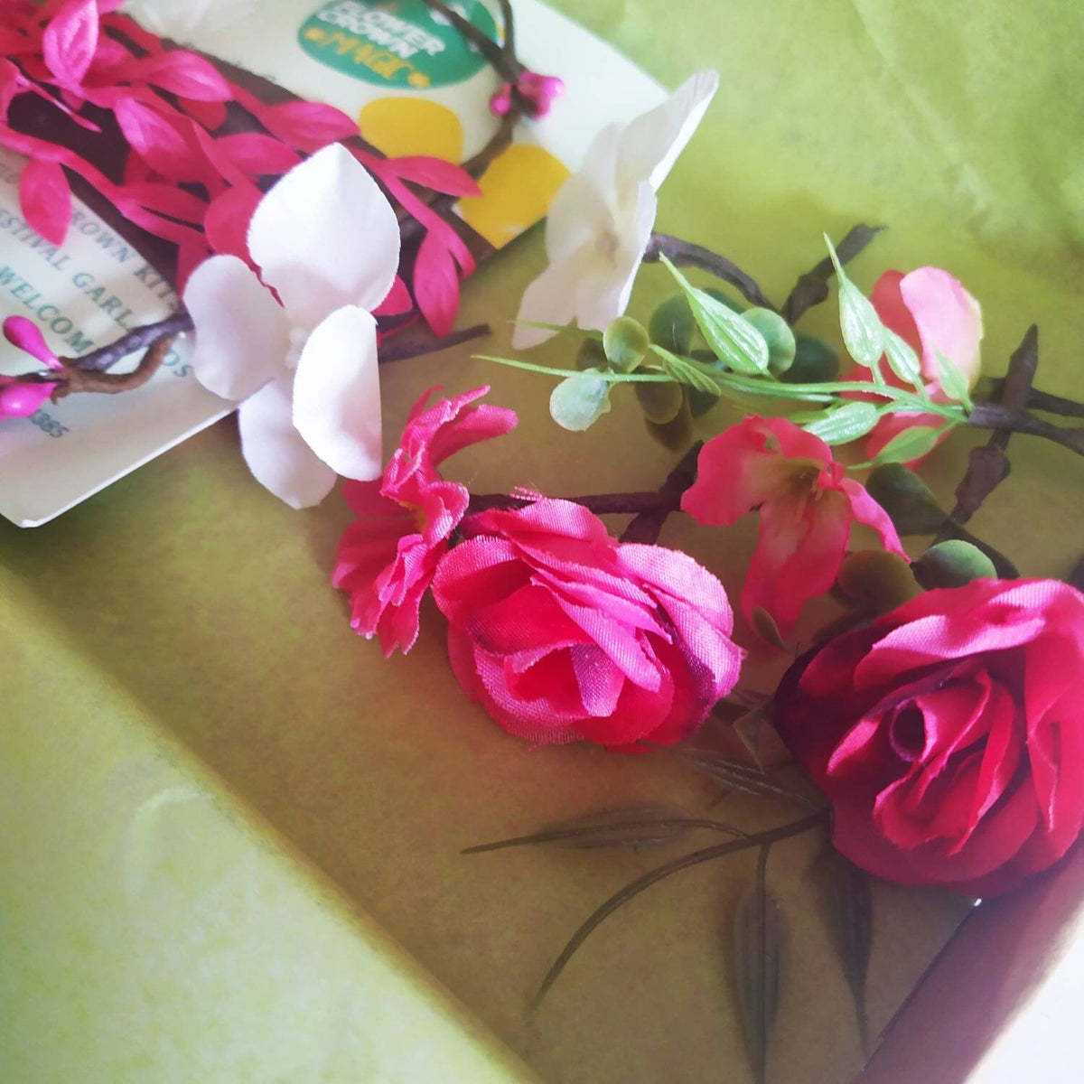 Flowercrown kit for children with video guide - Atomic Pink colour