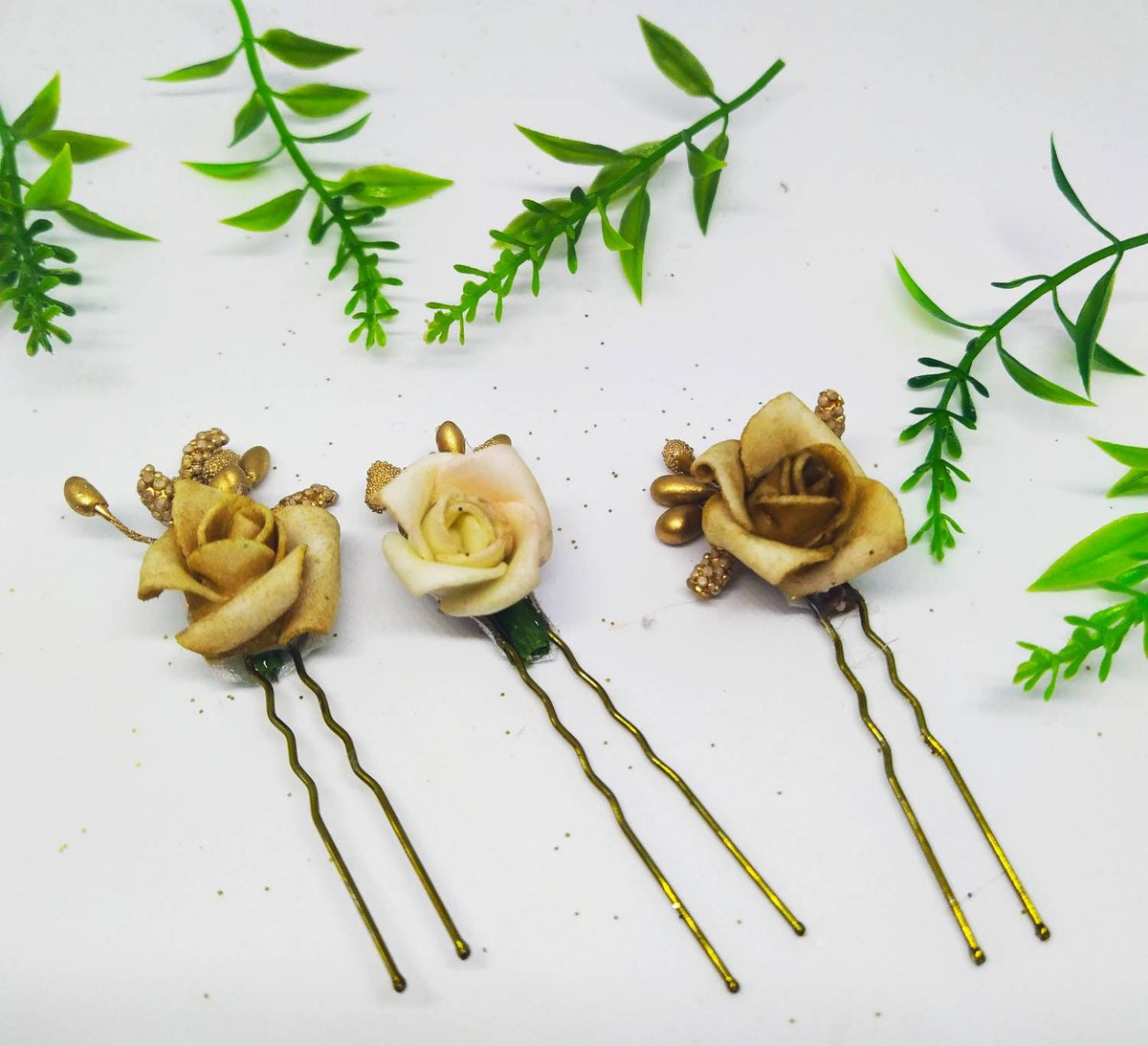 Bridal hair set, Gold coloured floral hair comb and clips