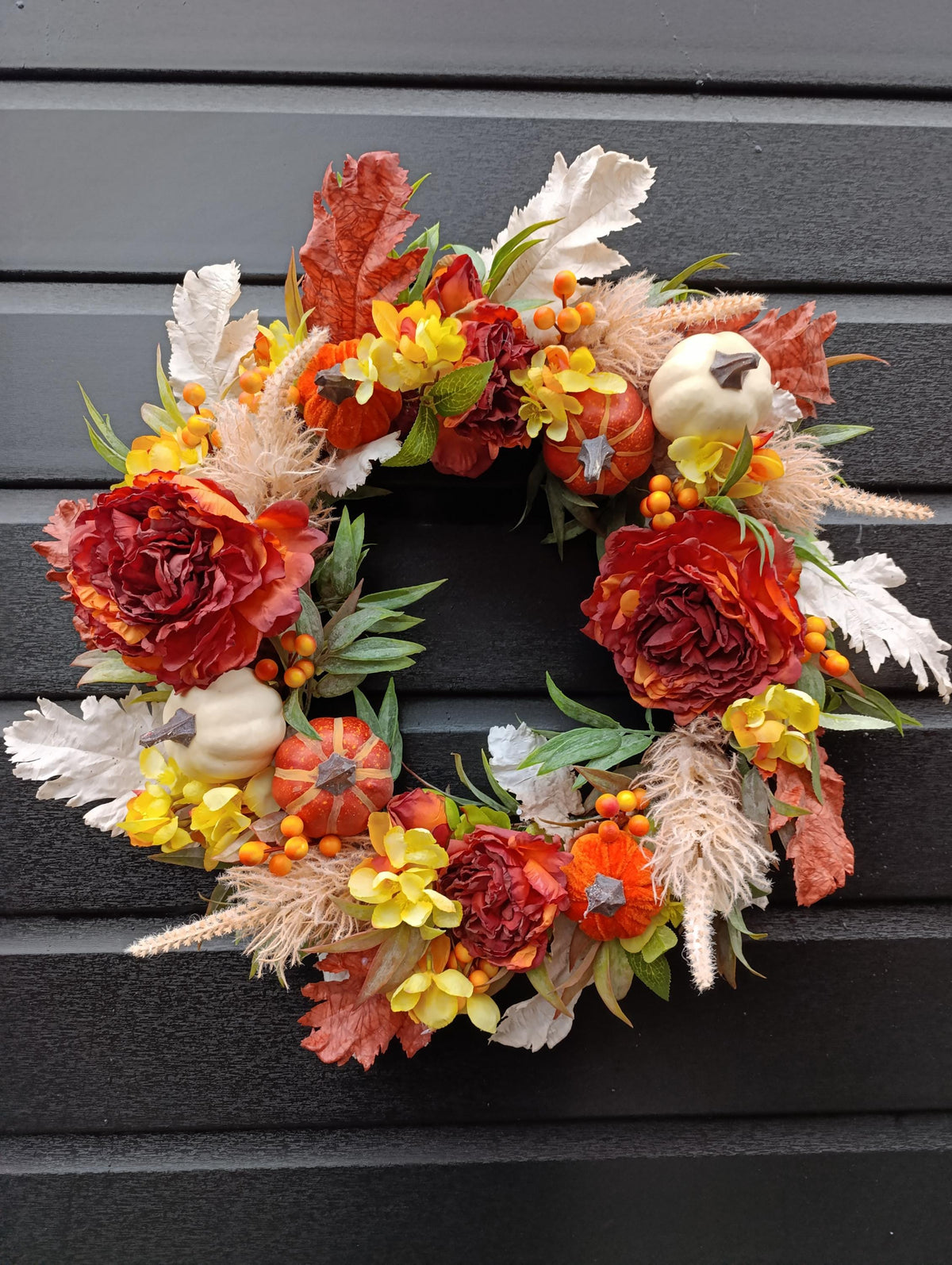 Autumn Grapevine Wreath with Artificial Flowers & Pumpkins – Rustic Handmade Door Decoration in Warm Autumnal Tones (50cm)