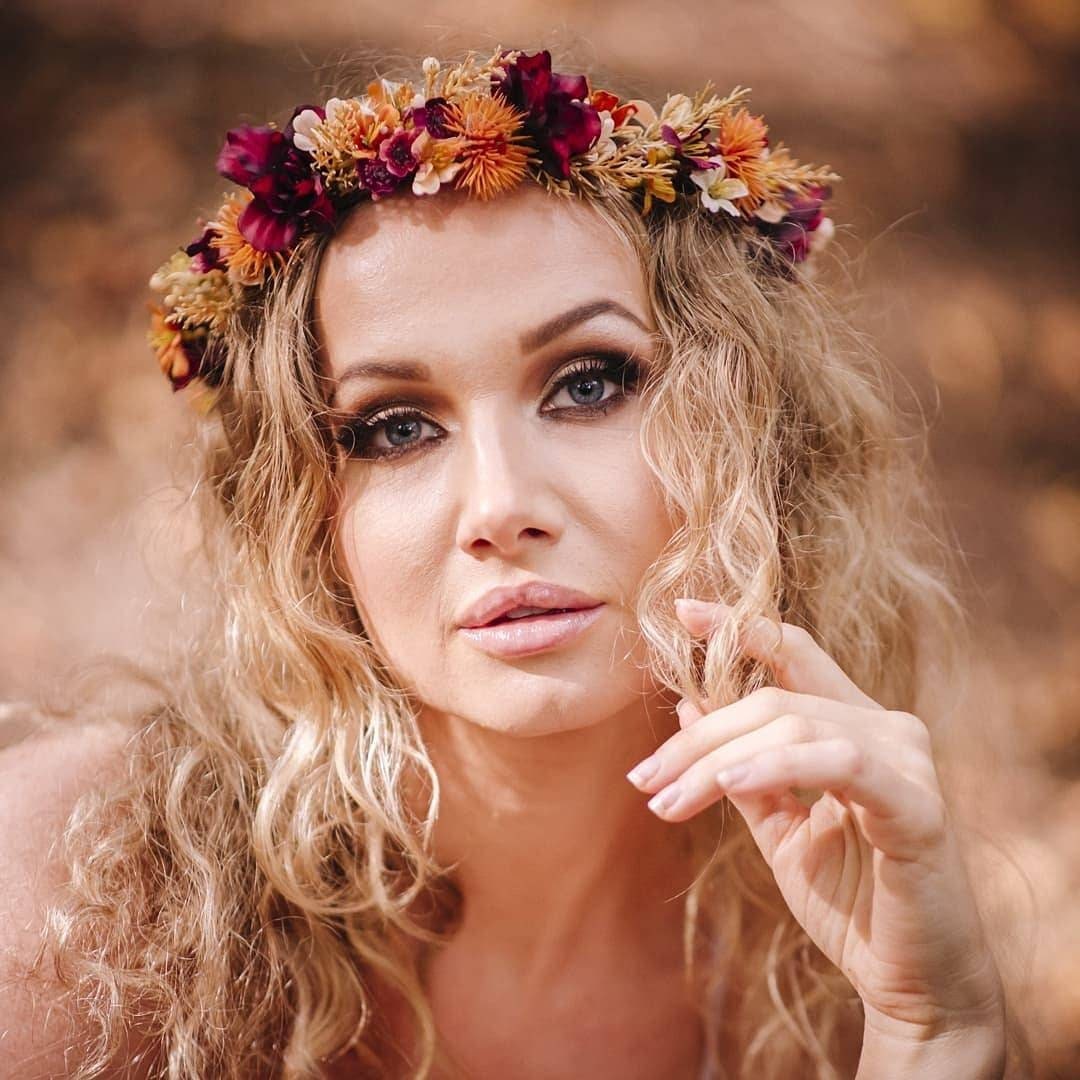 Autumn Flower crown, whimsical wedding headpiece. Aerin design