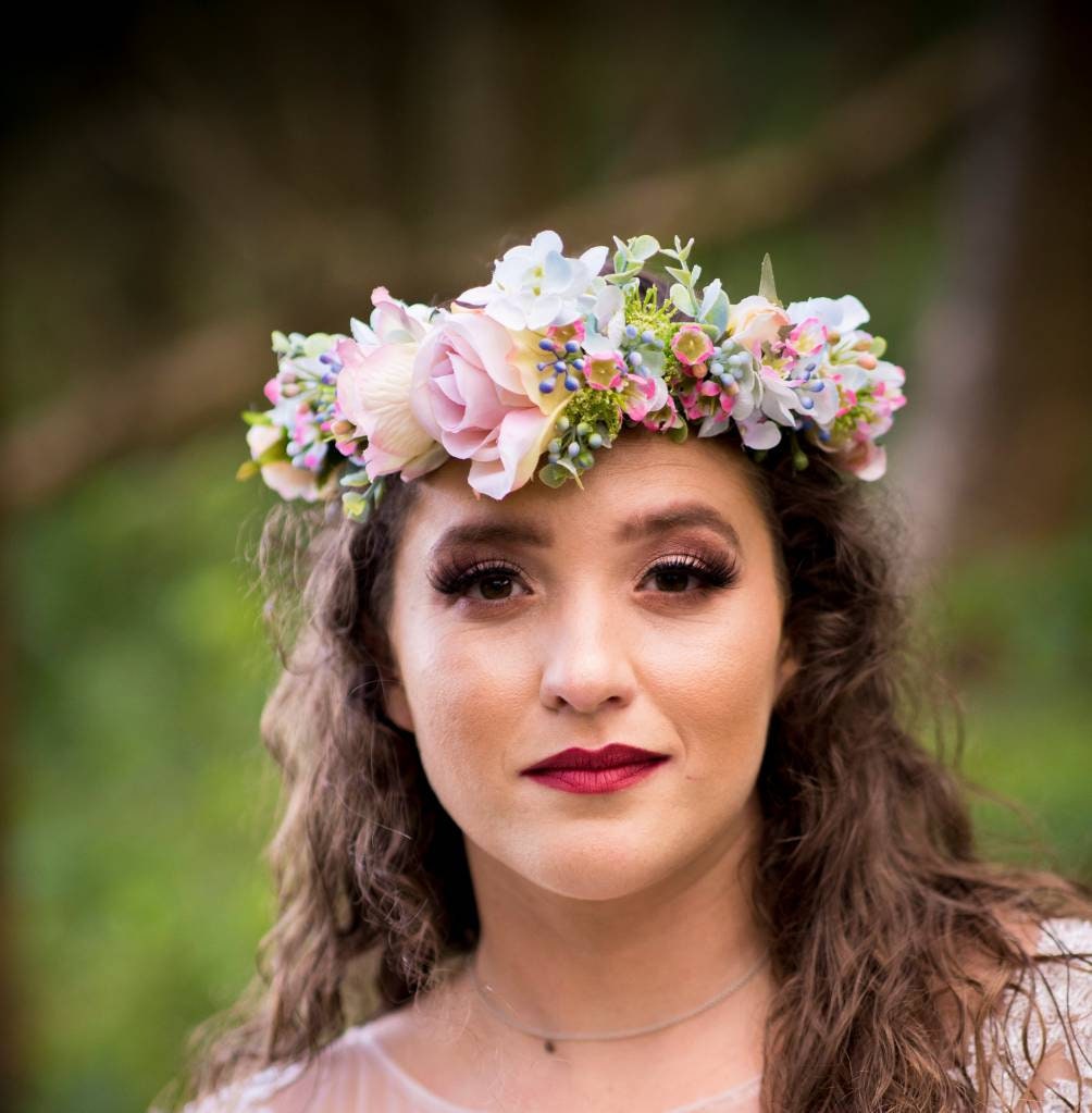 Flower crown, pastel coloured, delicate, bridal flowercrown