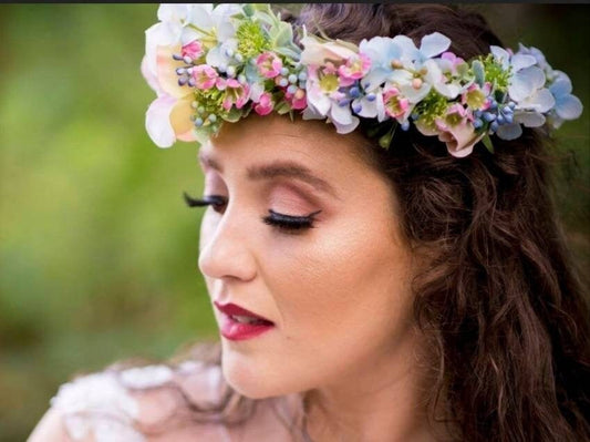 Flower crown, pastel coloured, delicate, bridal flowercrown