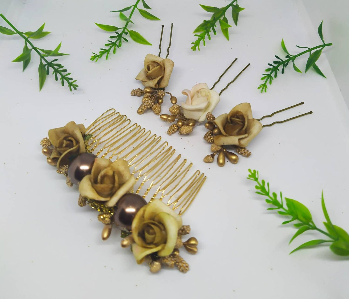 Bridal hair set, Gold coloured floral hair comb and clips
