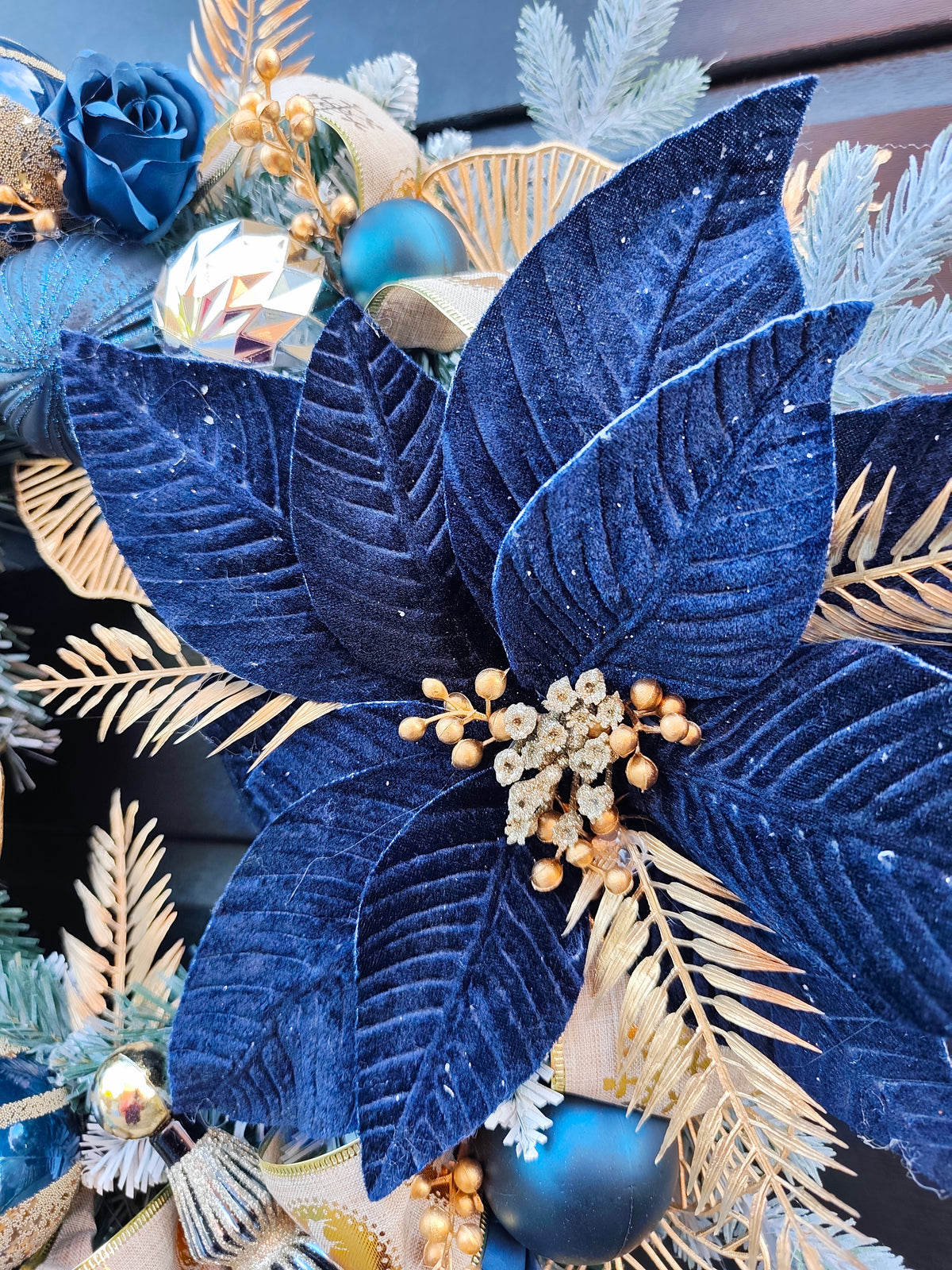 Regal Navy and Gold Christmas Wreath